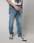 Nevada Slim Ripped Celana Jeans Pria
