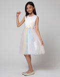 Kidz Too Tye Dye Formal Dress Anak Perempuan
Dress anak perempuan
No sleeve
Detail laces
Soft material
Nyaman digunakan