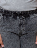 Nevada Denim Shorts Karet Loosfit