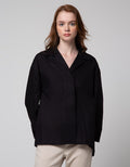 Details Wide Placket Kemeja Wanita