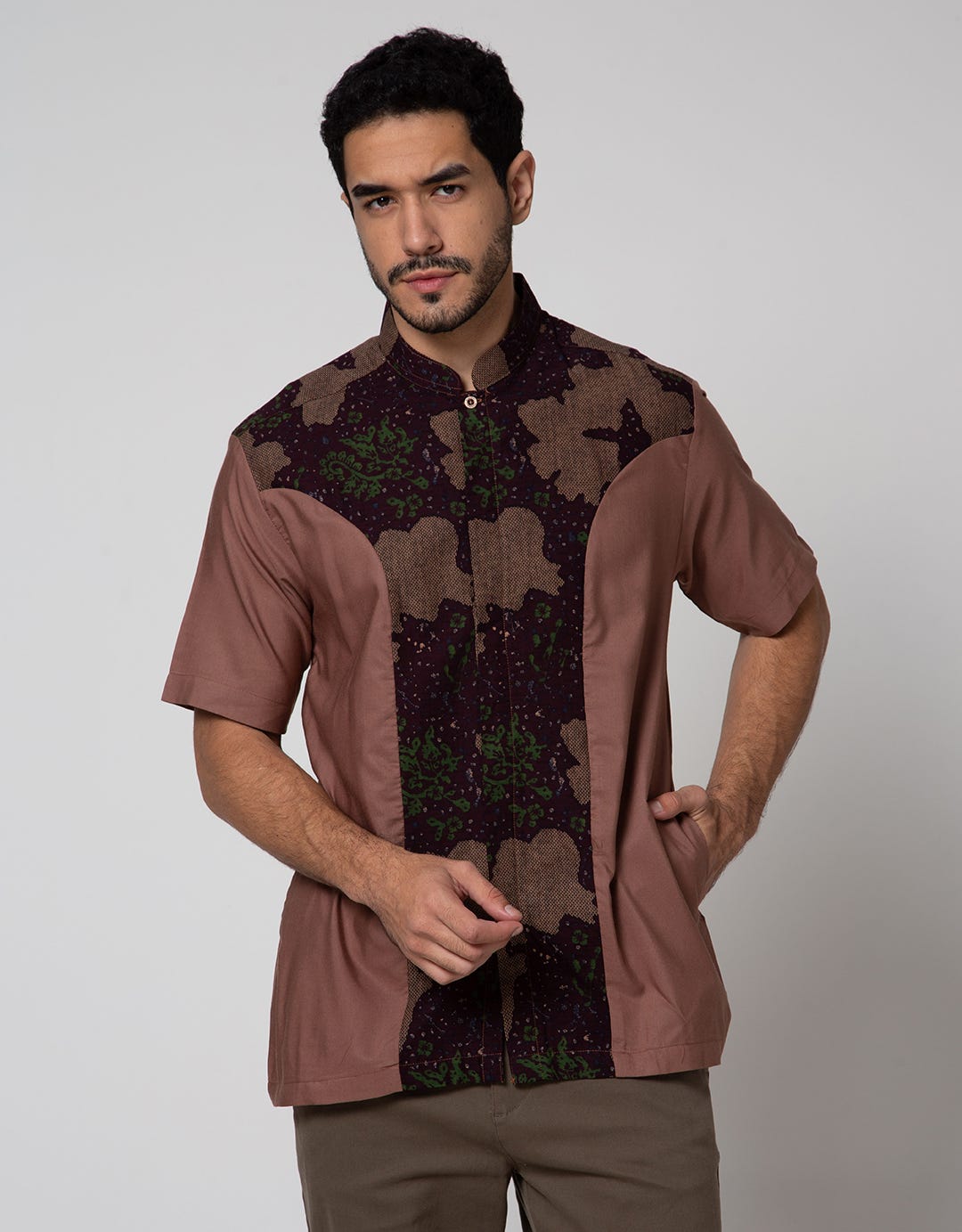 Arjuna Weda Koko Muslim Modern