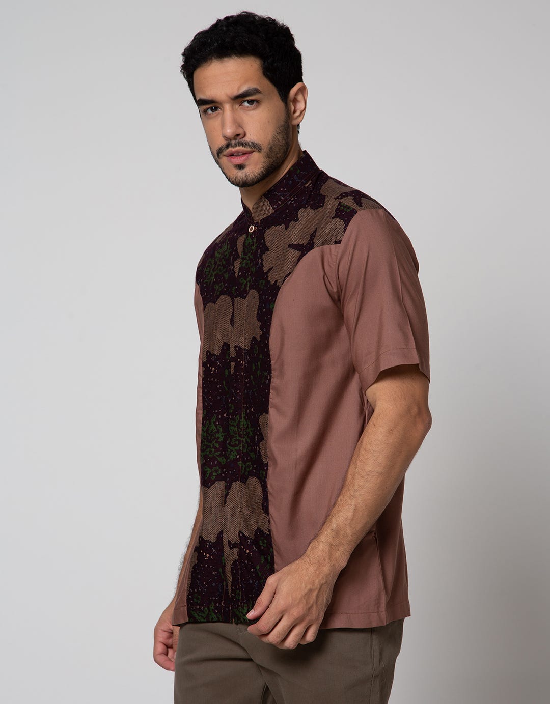 Arjuna Weda Koko Muslim Modern