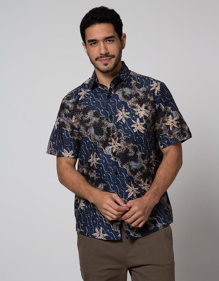 Arjuna Weda Hem Batik Lereng Ukel