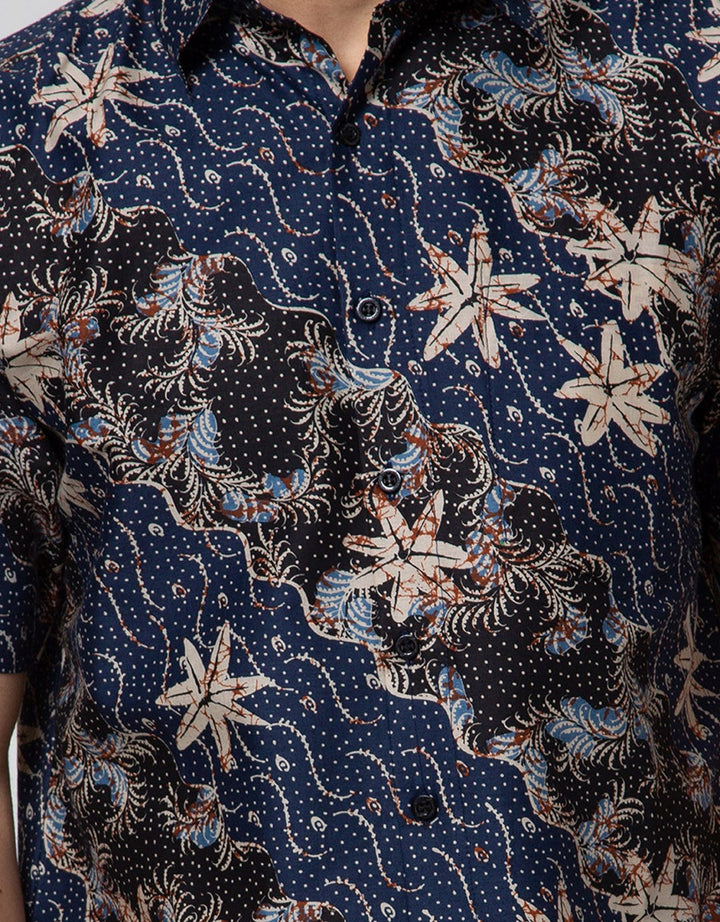 Arjuna Weda Hem Batik Lereng Ukel