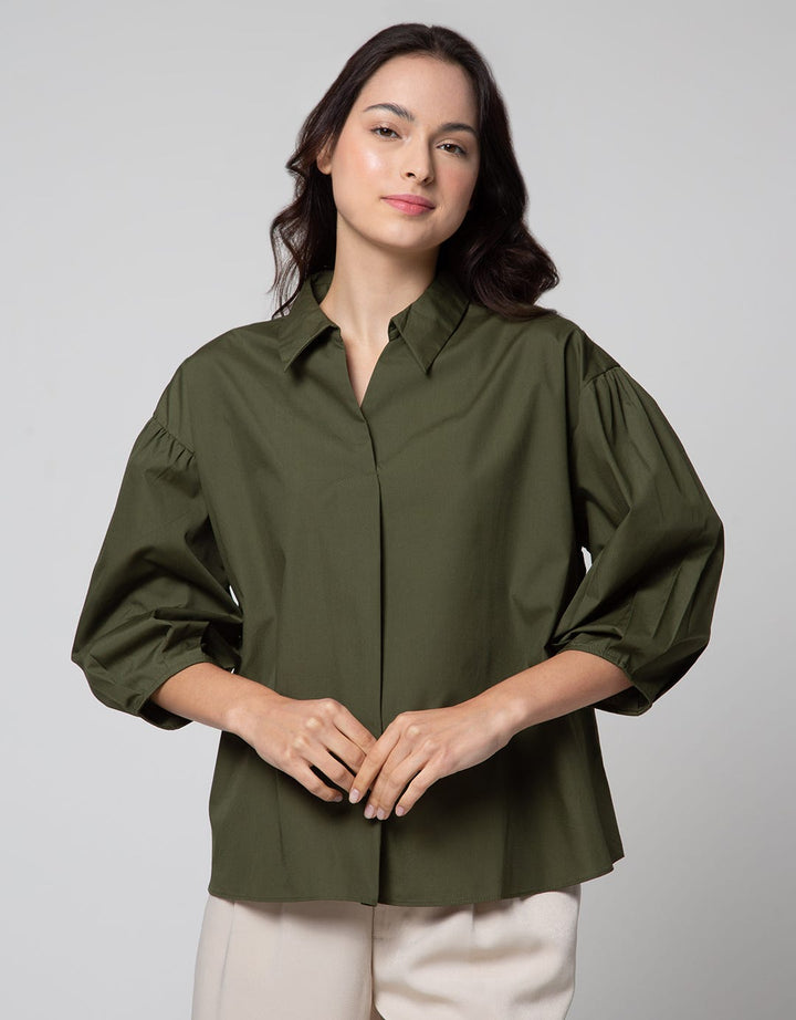 St. Yves EasyCare Blouse Wanita