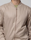 Details Jacket Bomber Basic