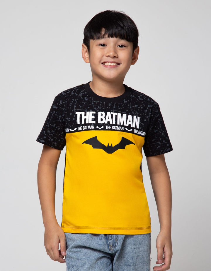 Character T-Shirt Batman Tulisan Tengah Half