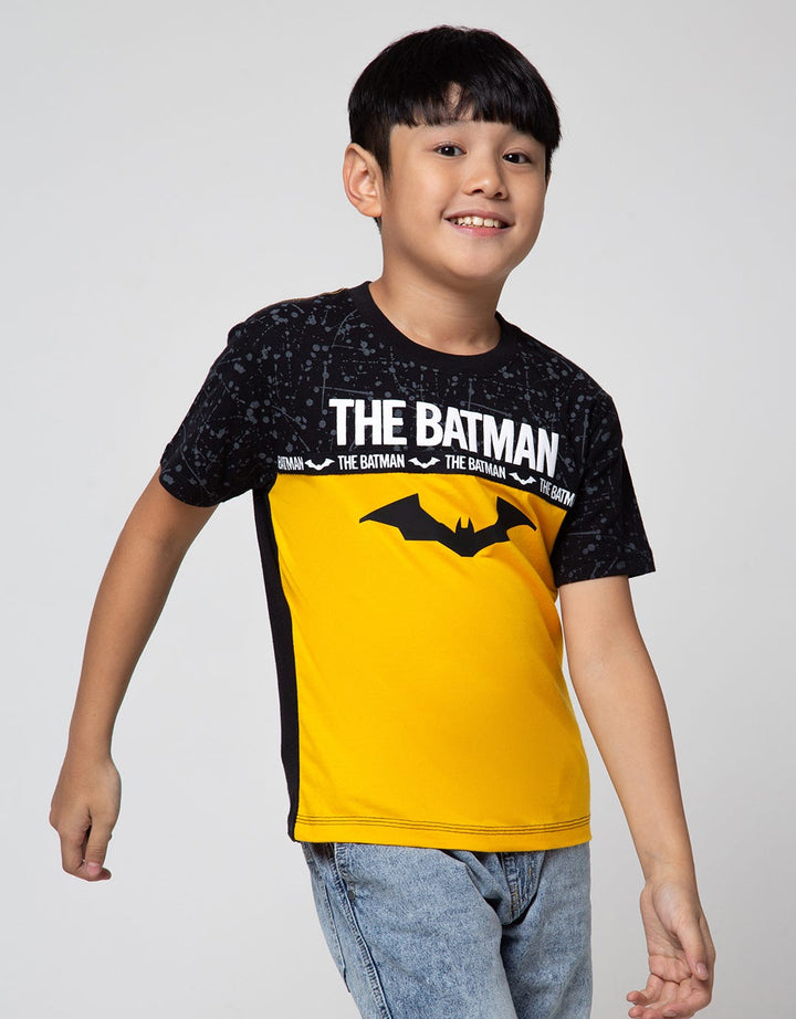 Character T-Shirt Batman Tulisan Tengah Half