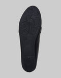 St. Yves Buckle Detail Flat Shoes Wanita