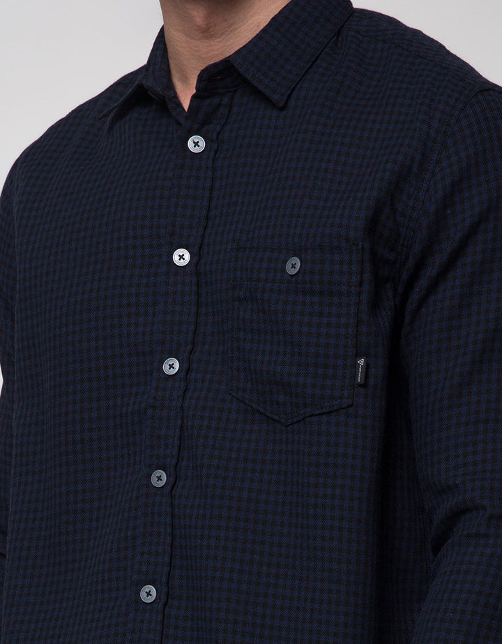 Watchout Jeans Small Plaid Long Sleeve Shirt