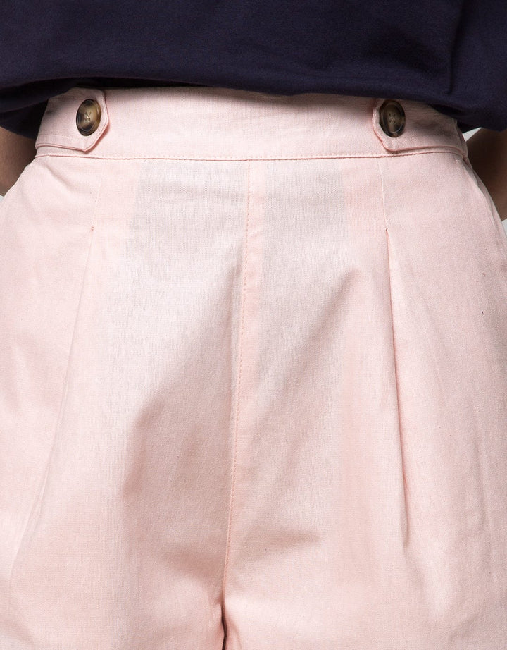 Basic Woven Women's Shorts Details