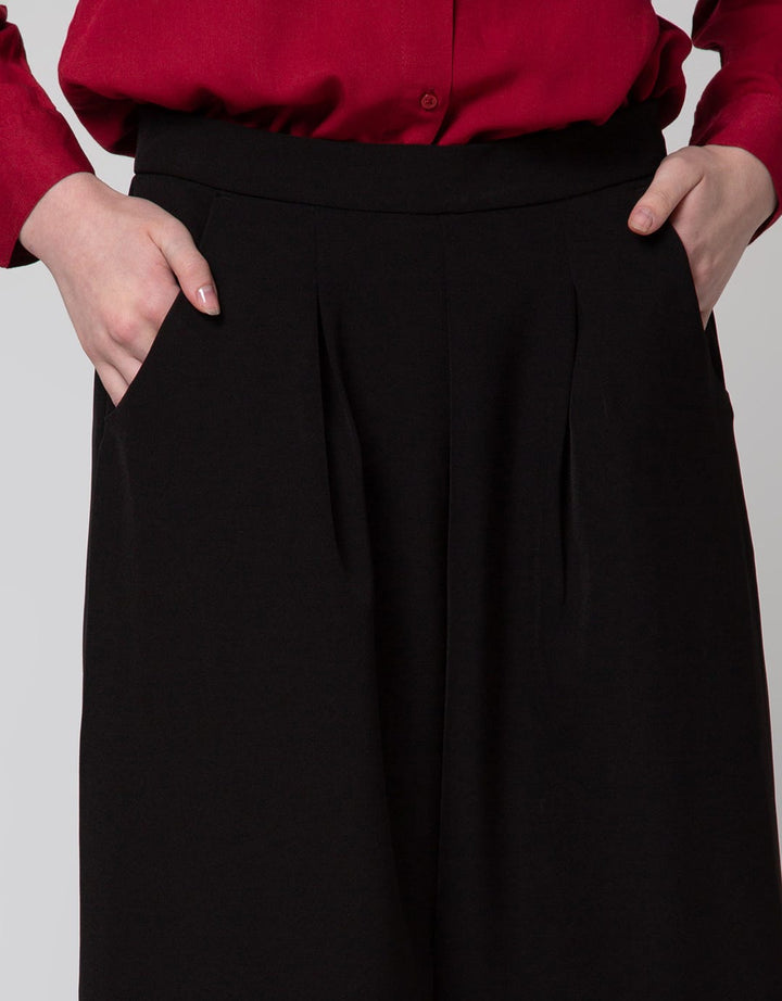 Details Long Pants Cullotes With Stretch Fabric