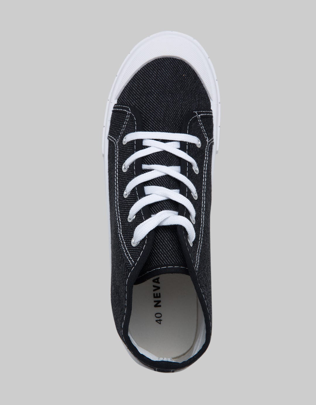 Nevada Classic Solid Sneakers Women