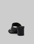 Yongki Komaladi Silver Buckle Heels Sandal Wanita