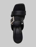 Yongki Komaladi Silver Buckle Heels Sandal Wanita