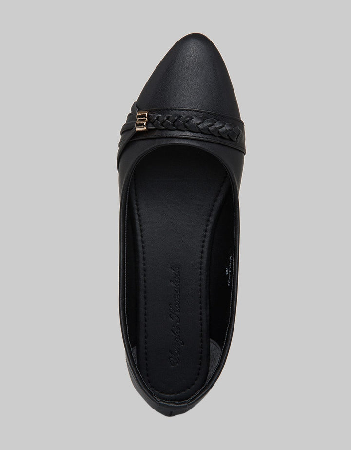 Yongki Komaladi Braid Chain Sepatu Flat Wanita