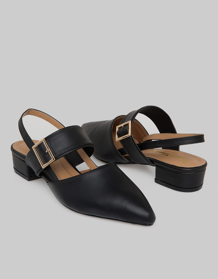 Yongki Komaladi Bustong Ol-Zelo Sandal