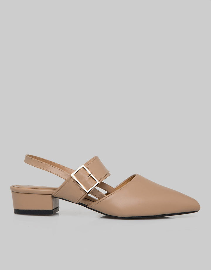 Yongki Komaladi Bustong Ol-Zelo Sandal