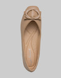 Yongki Komaladi Flat Shoes Round Look