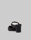 Yongki Komaladi Bustong Sandal
