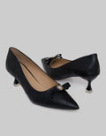 Peter Keiza Heels Logo Flower