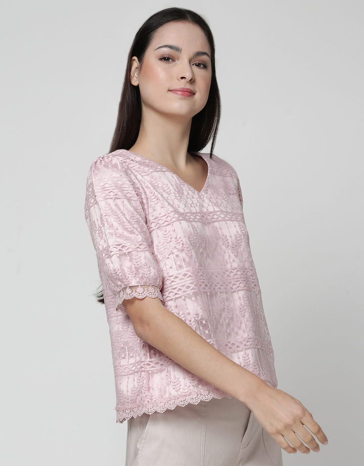 Connexion Laces Top CNY Blouse Wanita