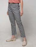 Connexion Poly Yanrndyed Celana Panjang Wanita