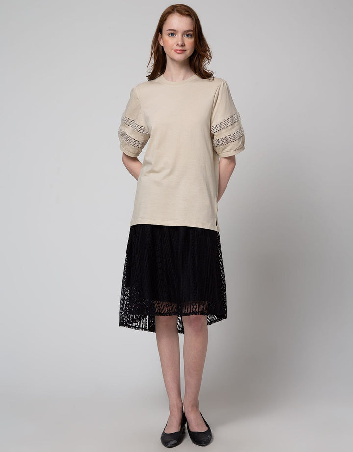 Connexion Lace Sleeve Kaos Wanita