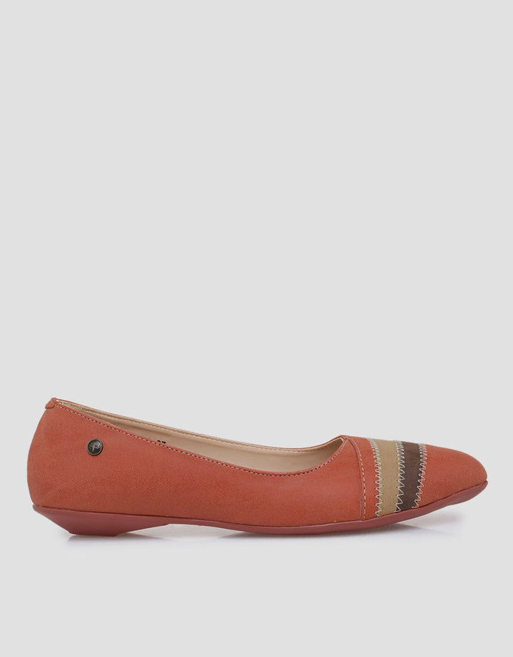 Triset Contrast Stitching Sepatu Flat Wanita