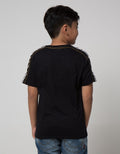 Character T-Shirt Batman Logo Tengah Ribbon