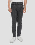 COLE CELANA JEANS PRIA