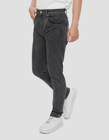 COLE CELANA JEANS PRIA