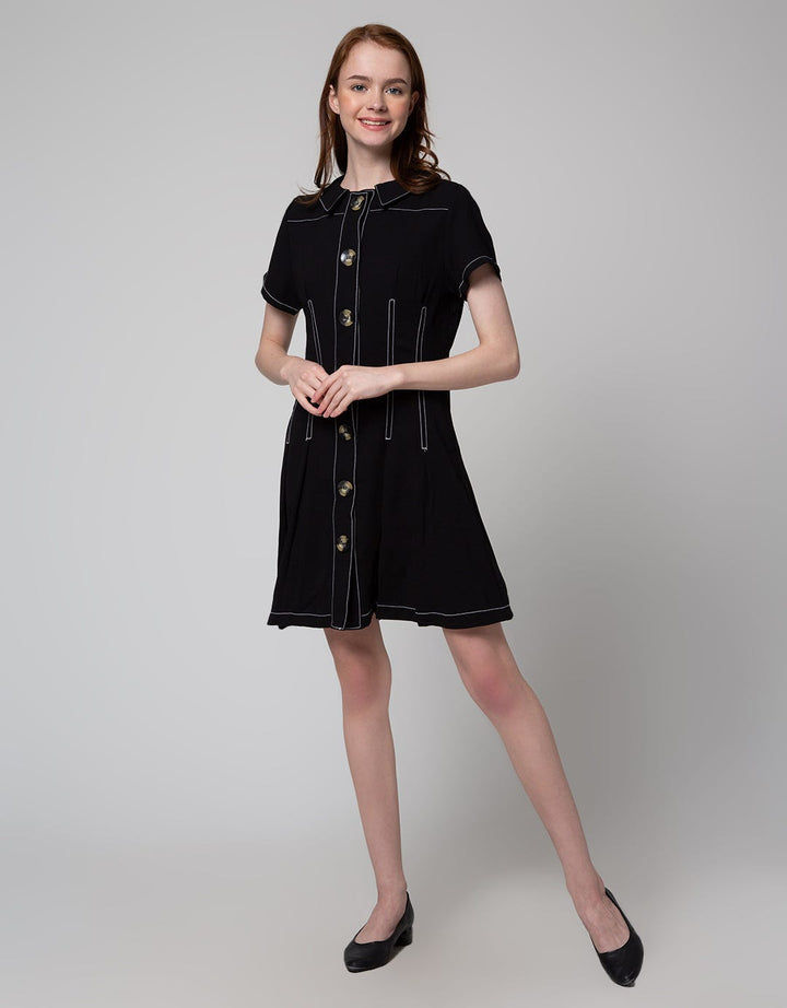 Edition Contrast Stitch Pleated Dress