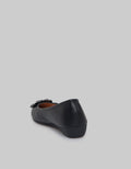 St. Yves Ballerina Pointed Sepatu Flat Wanita