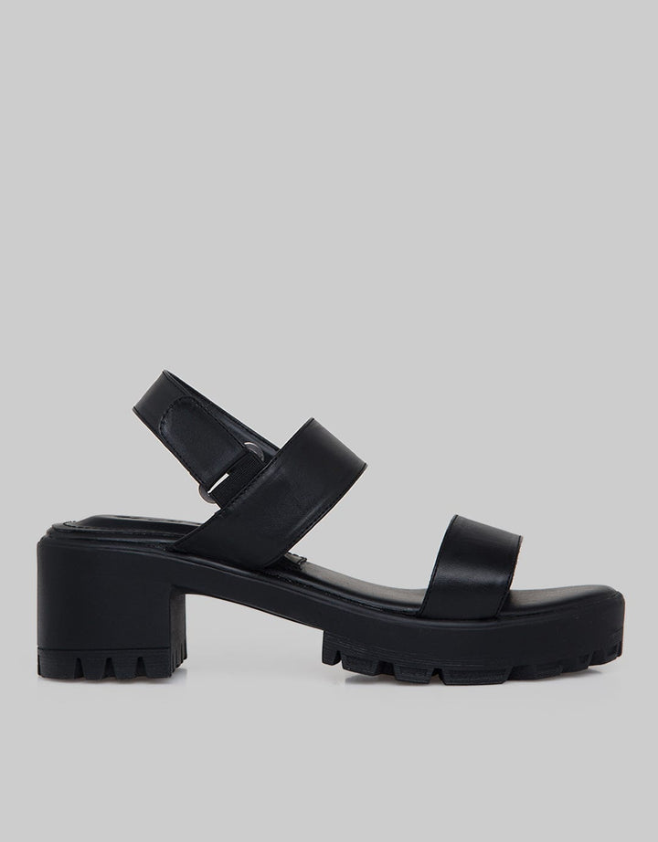 Yongki Komaladi Sandal Sling Back Velcro