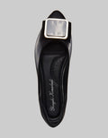 Yongki Komaladi Pointy Look Flat Shoes