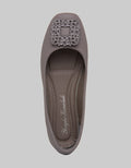 Yongki Komaladi Flat Shoes