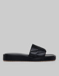 Yongki Komaladi Sandal Elegan