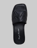 Yongki Komaladi Sandal Elegan
