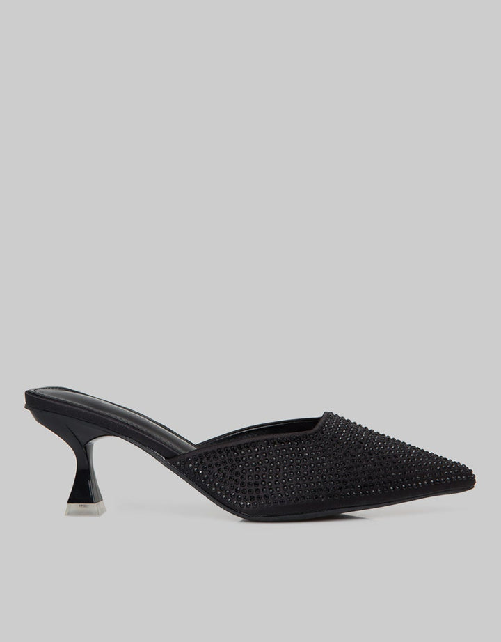 Yongki Komaladi Studded Bustong Shoes