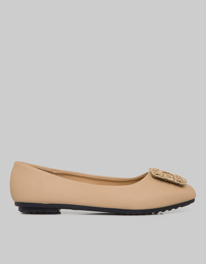 Yongki Komaladi Flat Shoes