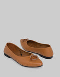 Yongki Komaladi Flat Shoes Round Amante