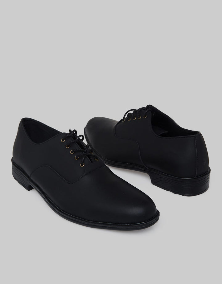 Yongki Komaladi Formal Shoes