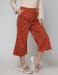 Nevada Capri Basic Polka Knit
