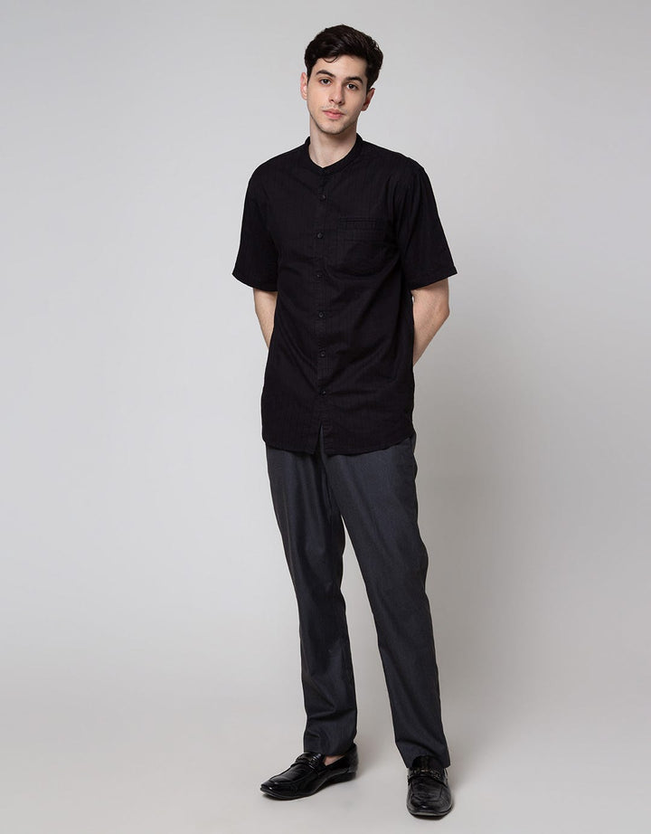 Lois Classic Casual Kemeja Pria