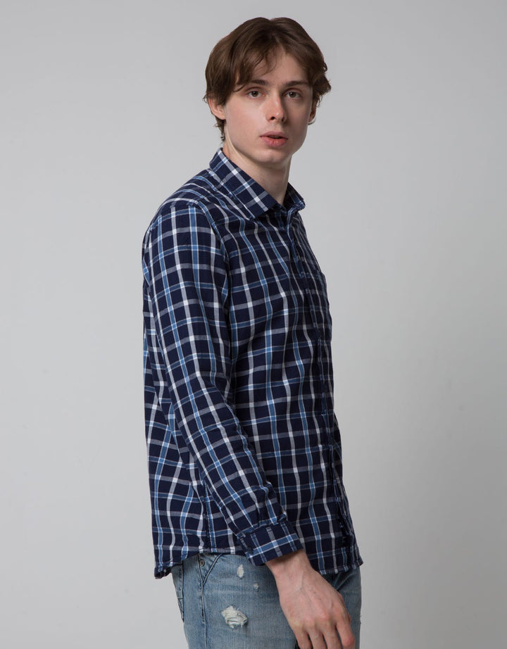 LOIS LONG SLEEVE SHI