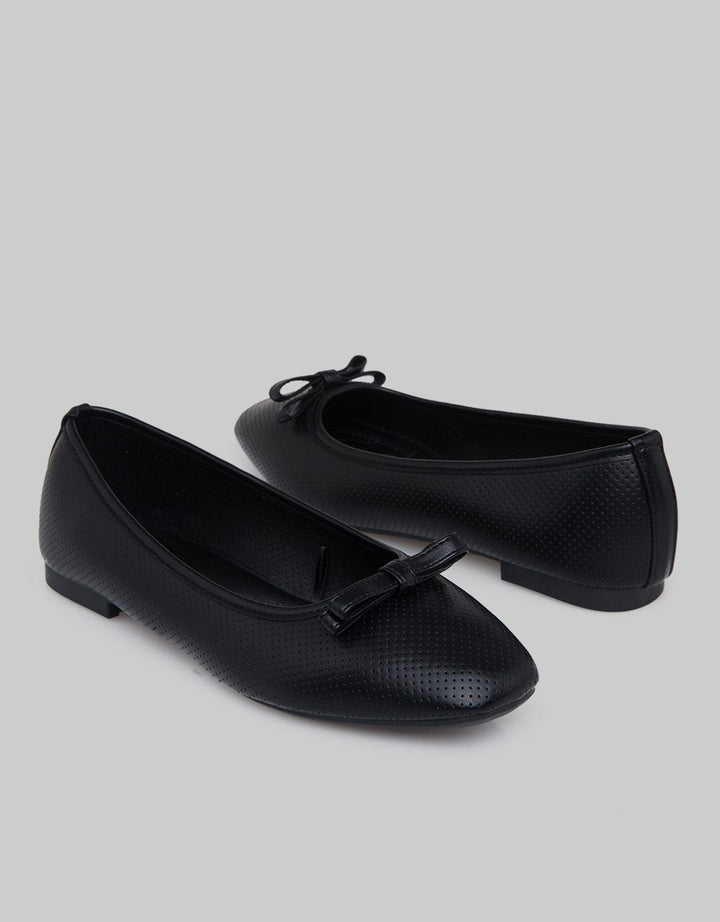 Connexion Textured Ribbon Sepatu Flat Wanita