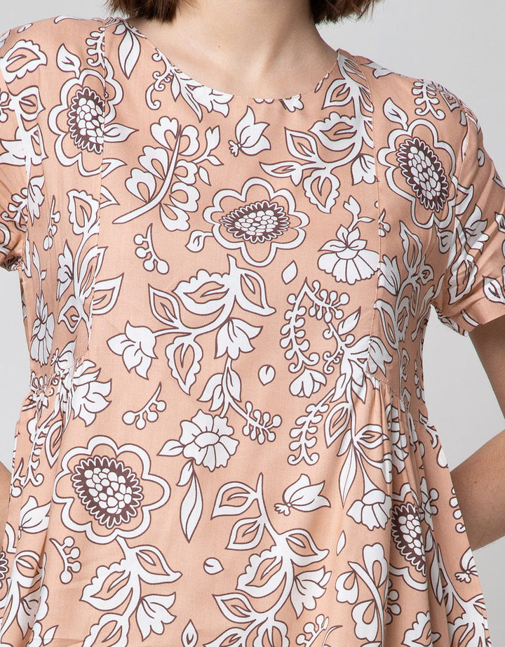 St. Yves Short Sleeve Pyjama Capri Bunga Klasik