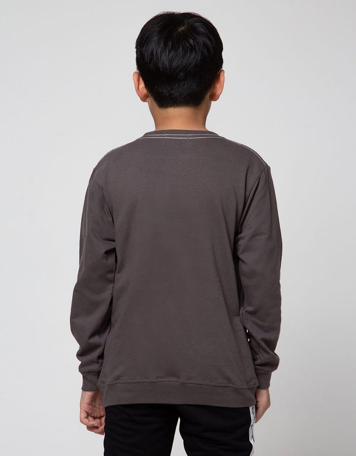 Aero Sweater Space Race