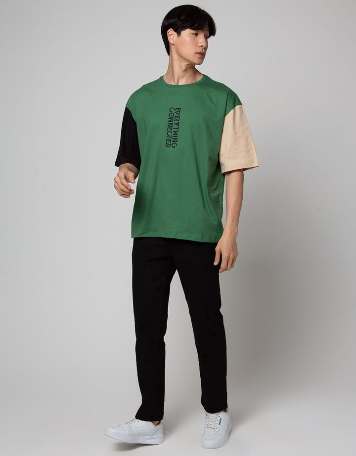 Nevada Short Sleeve T-Shirt Print Oversized Different Sleeve Color